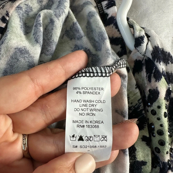 Women's small Animal Print Dress Pockets Black Multicolor
3/4 Sleeve - Picture 5 of 5